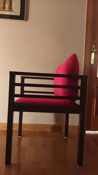 Silla de comedor de madera y tela