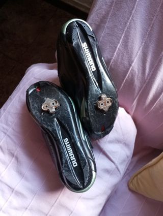 Zapatillas Ciclismo Shimano Negras y Velcro verde