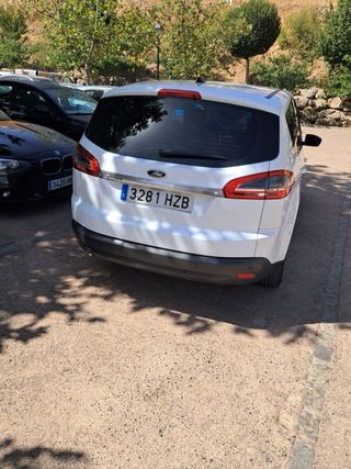 Ford S-MAX 2014