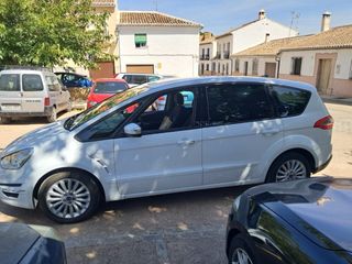 Ford S-MAX 2014