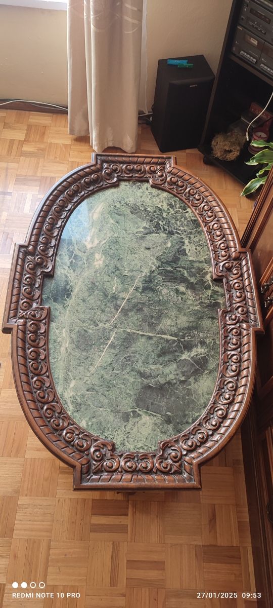 Mesa de centro, estilo balinés con mármol verde