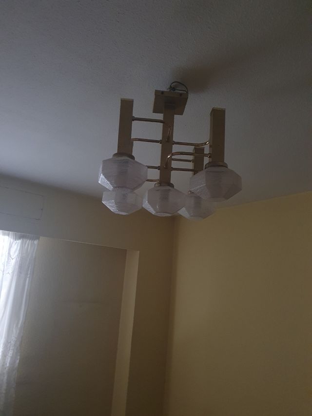 Lampada in cristallo dorato e metallo