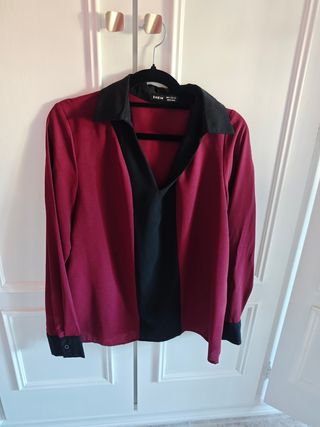 Blusa  roja y negra