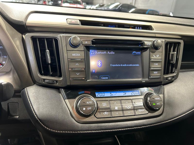 Toyota RAV4 2013, foto 29