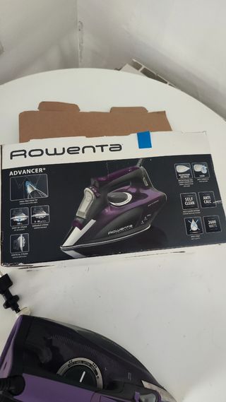 Plancha Rowenta Advancer Morada