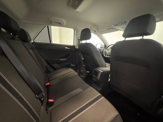 Volkswagen T-Roc Advance R-LINE