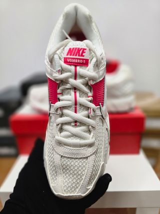 Nike Vomero 5  Blanco 