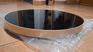 Mesa auxiliar Maisons du monde metal y vidrio