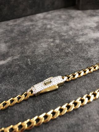 Gargantilla 18k con corazones