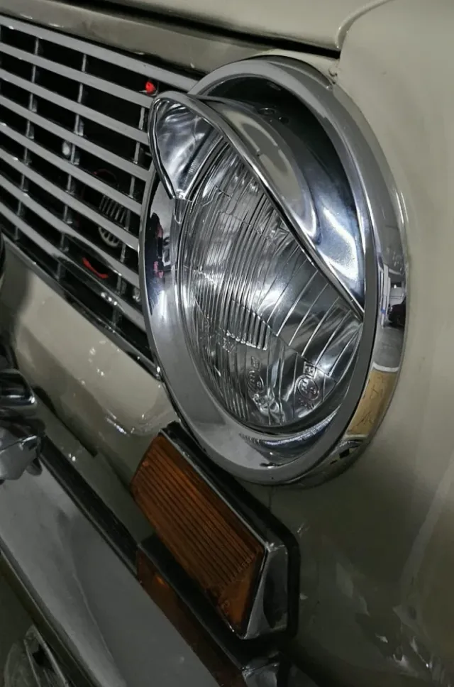 Pestañas faros Seat 124