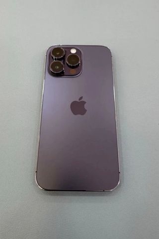 iPhone 14 Pro Max Morado