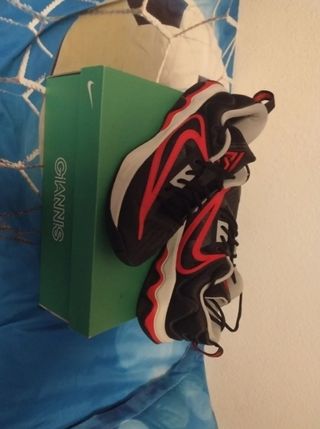 Zapatillas Nike Giannis Negro/Rojo