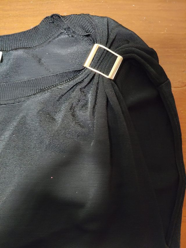 Maglietta Mango XS Nera con Dettaglio Oro. Nuova