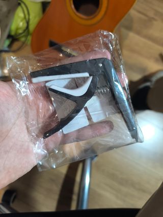 Cejilla nueva para guitarra