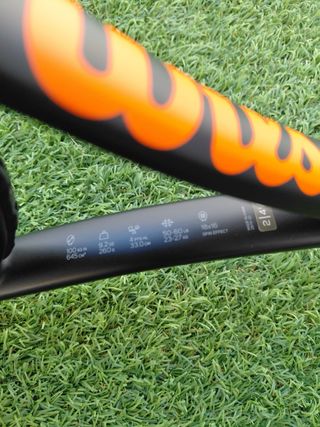Raqueta de tenis Wilson Burn 100LS
