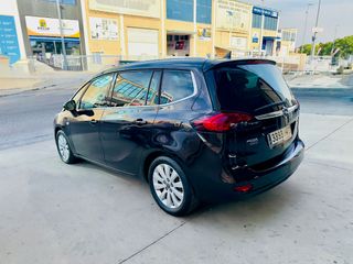 OPEL ZAFIRA TOURER 