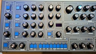 GS-E7 Sintetizador Analógico