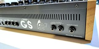 GS-E7 Sintetizador Analógico