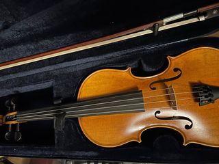 Violín 4/4 marca Testoni 