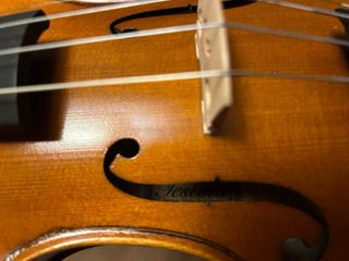 Violín 4/4 marca Testoni 
