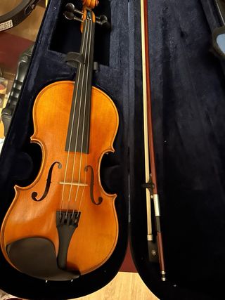 Violín 4/4 marca Testoni 
