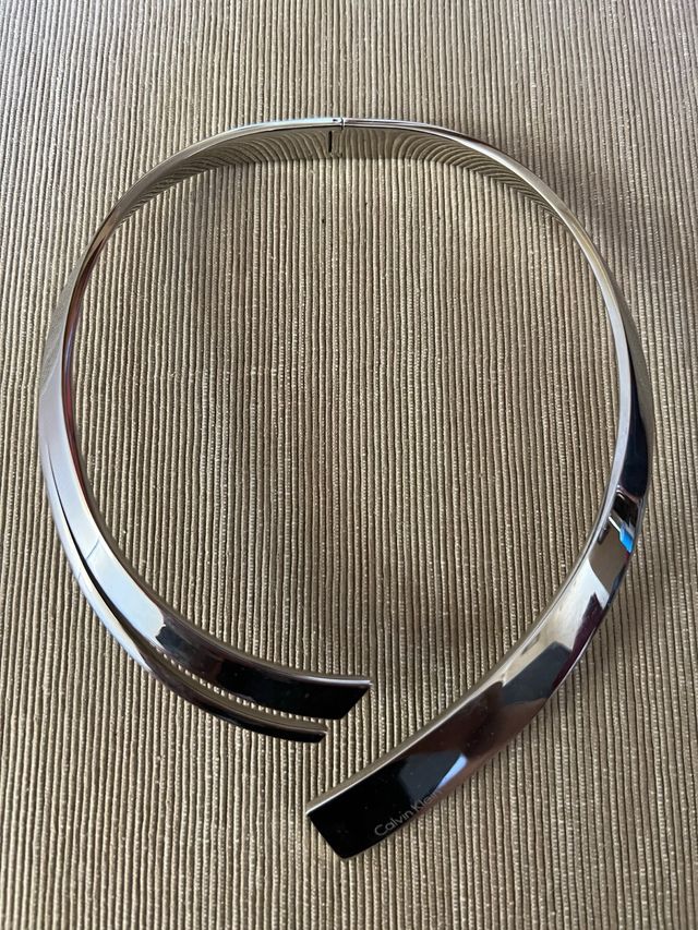 Gargantilla Calvin Klein de acero