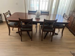 Conjunto de muebles de salón de madera