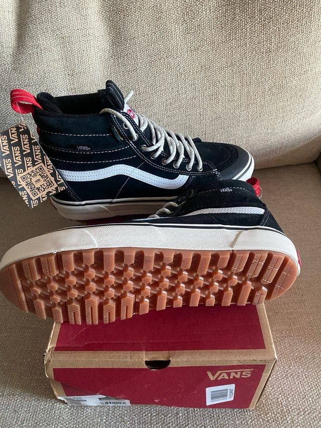 Vans SK8-Hi MTE-2 Zapatillas Negras y Blancas