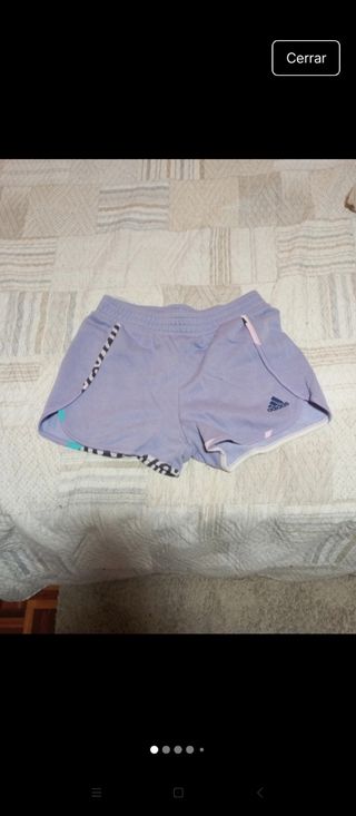 Pantalón vaquero y pantalón deportivo 