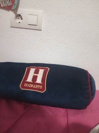 Cojín cilíndrico Harry Potter Hogwarts