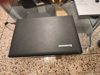 Portátil Lenovo 15.6 4GB RAM Intel Core i3