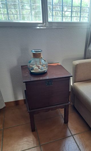 Baúl/Mesa Auxiliar Madera Oscura