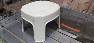 Taburete estable 25cm alto