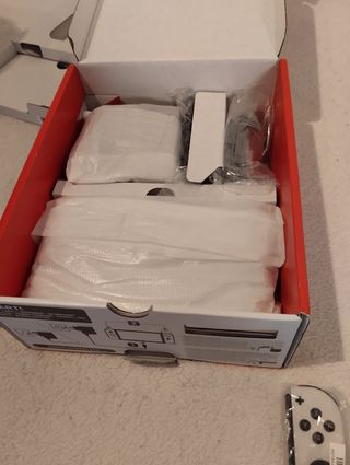 Nintendo Switch OLED Blanca y Negra