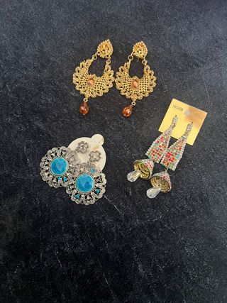 3 Pendientes Dorados y Turquesa