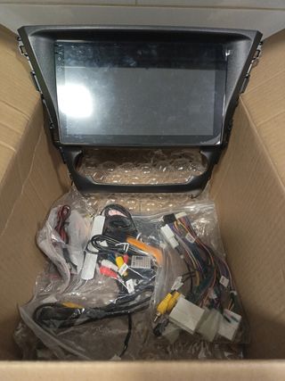Pantalla 10 pulgadas Toyota Avensis