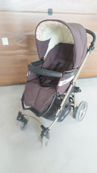 Carrito de bebé marrón chocolate marca Bebecar