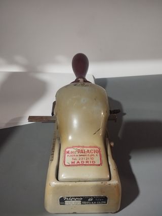 Máquina de escribir cheques vintage