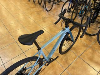 Bicicleta Gravel Cube Nuroad Rookie Pro