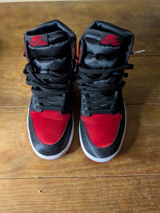 Air Jordan 1 High Satin Black Toe