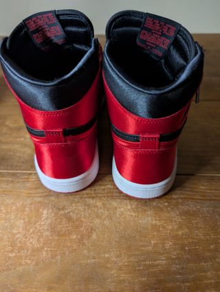 Air Jordan 1 High Satin Black Toe