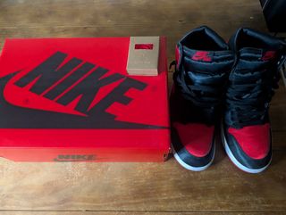 Air Jordan 1 High Satin Black Toe
