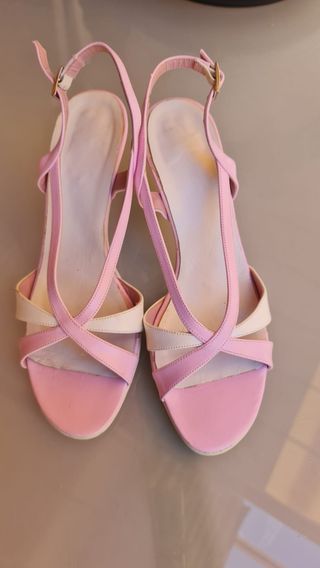 Sandalias tacón rosa y blanco