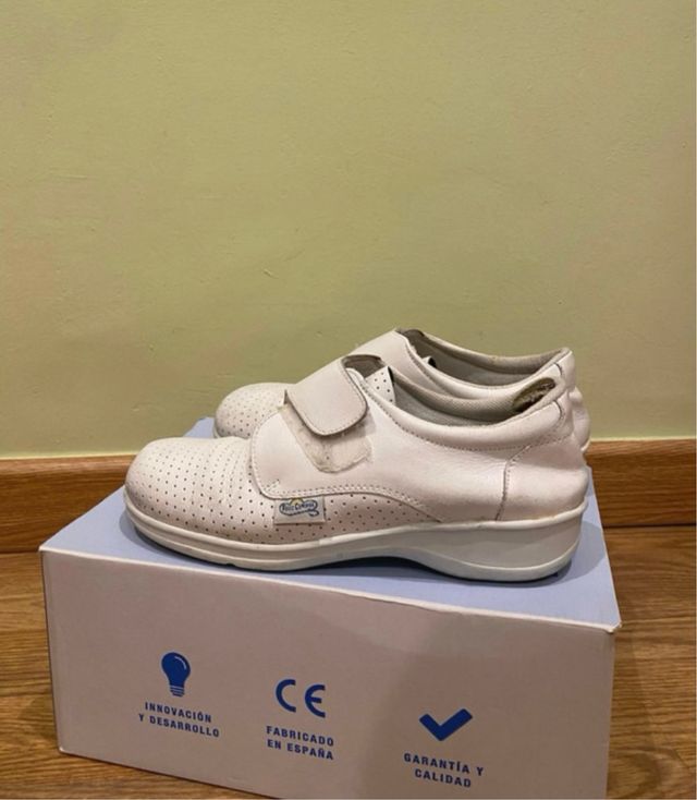 Calzado laboral Zueco Feliz Caminar Blanco