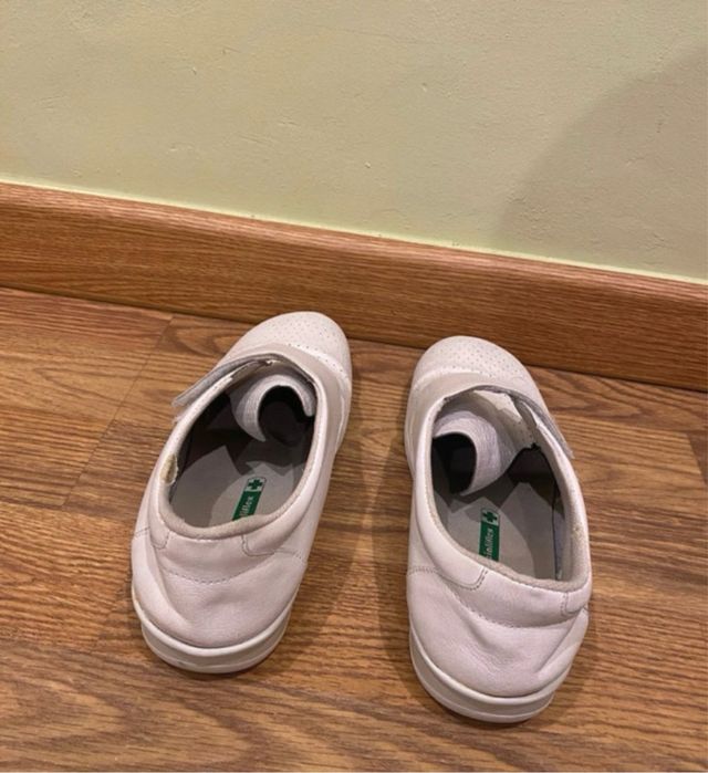 Calzado laboral Zueco Feliz Caminar Blanco