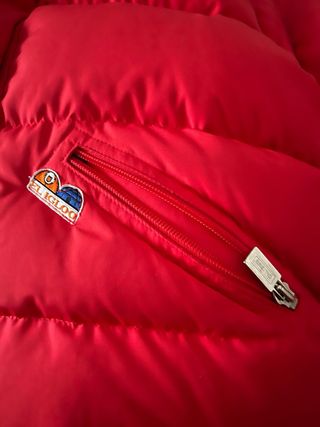 Pedro Gómez plumas  rojo Talla 3 antigua de mujer.
