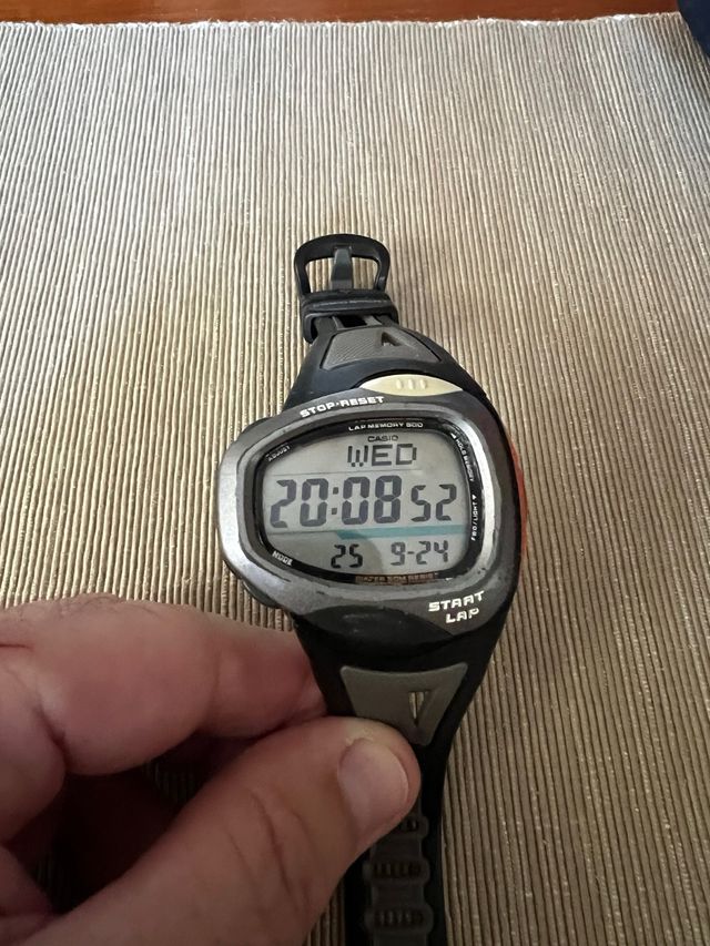 Reloj Casio Multi Cronómetro Negro