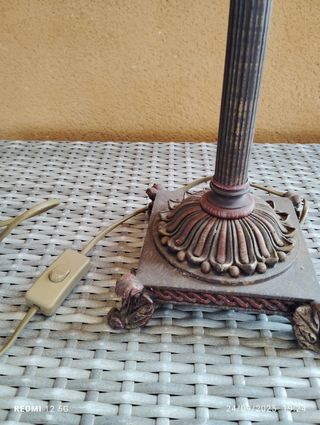 Lámpara de mesa decorativa