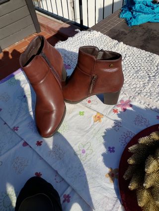 Botines de señora con tacón