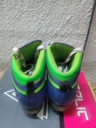 Botas Hockey Patines Azul y Verde talla 35